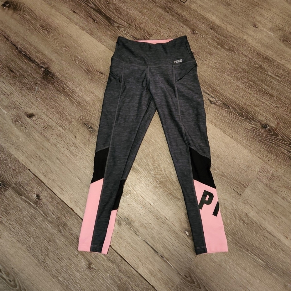 VS PINK ULTIMATE LEGGINGS SIZE XS